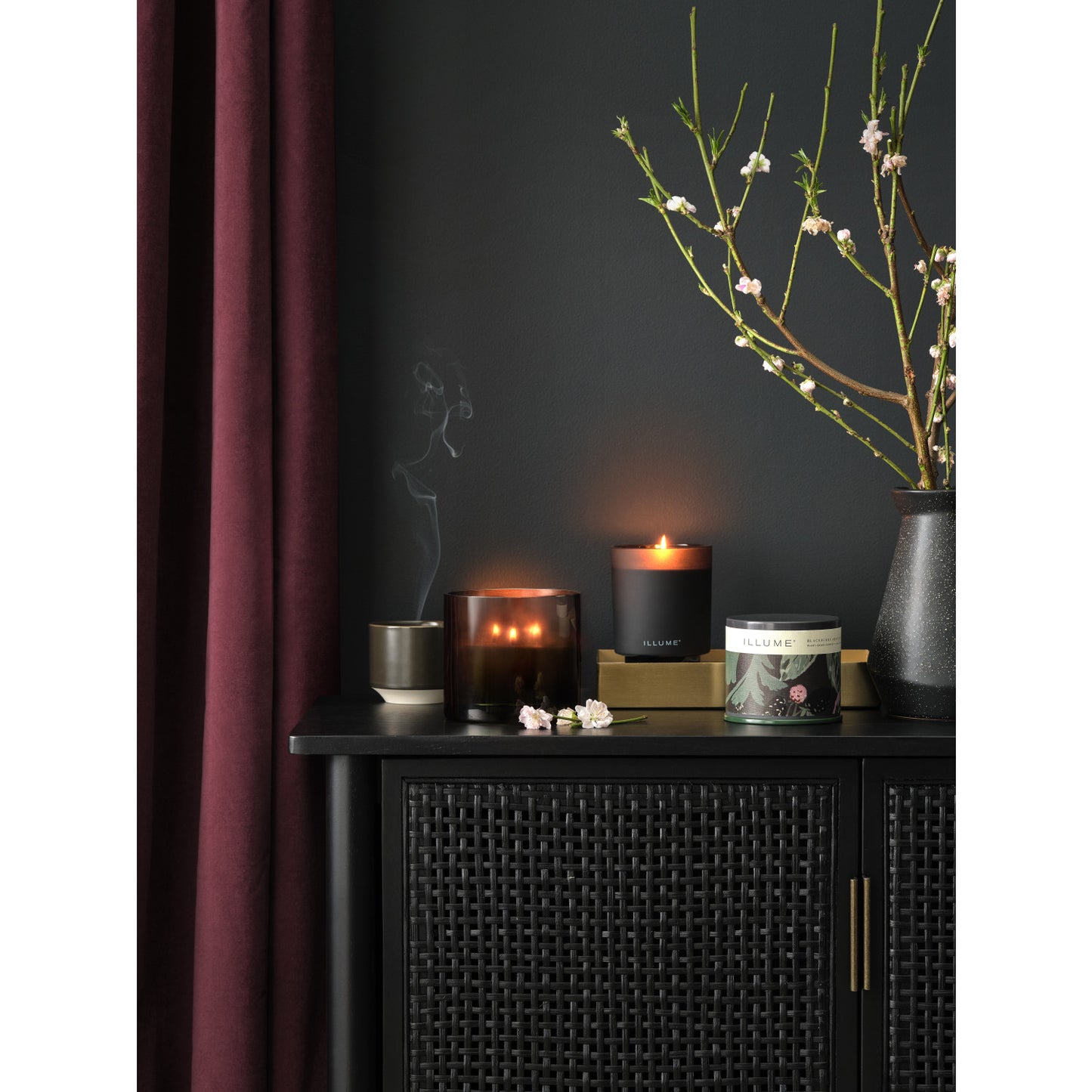 BLACKBERRY ABSINTHE GLASS BOXED CANDLE