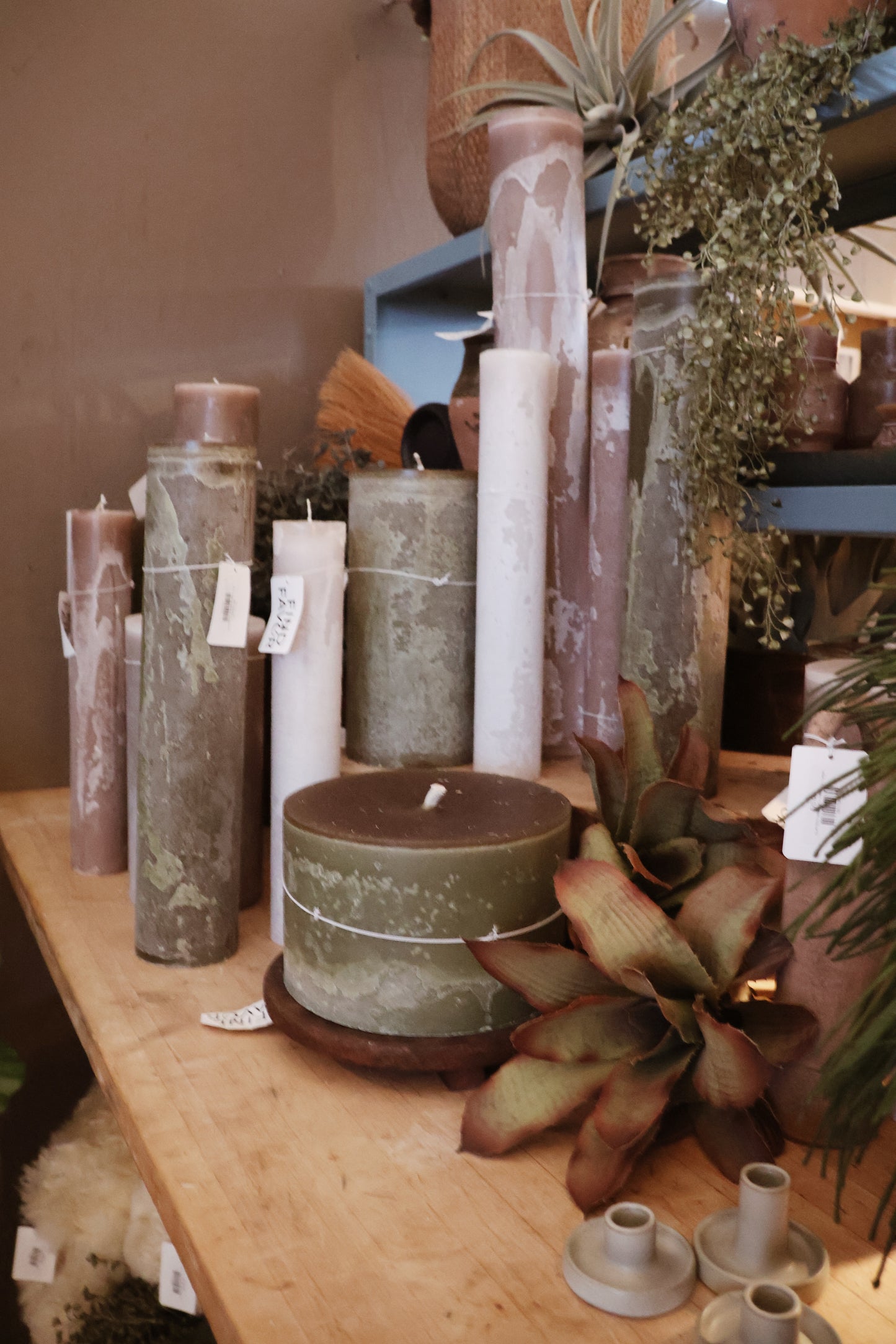 9"D X 6"H PILLAR CANDLE